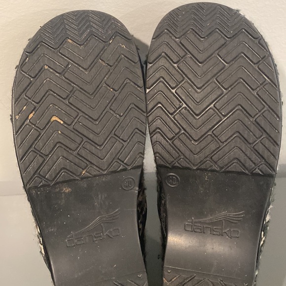 EUC Dansko clogs sz 40 - Picture 9 of 13